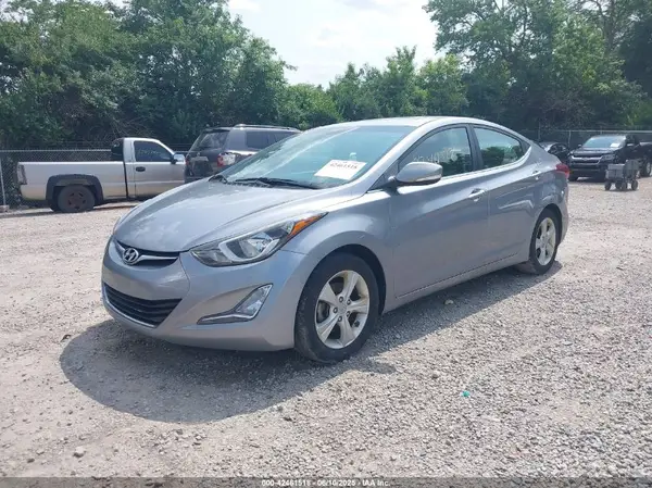5NPDH4AEXGH783529 2016 HYUNDAI ELANTRA - Image 2