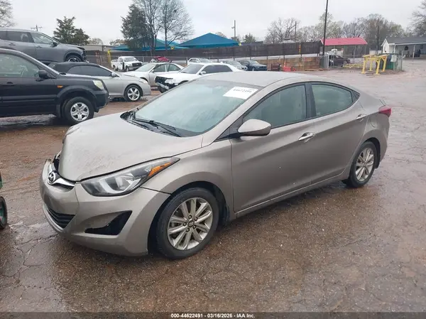5NPDH4AEXGH783692 2016 HYUNDAI ELANTRA - Image 2