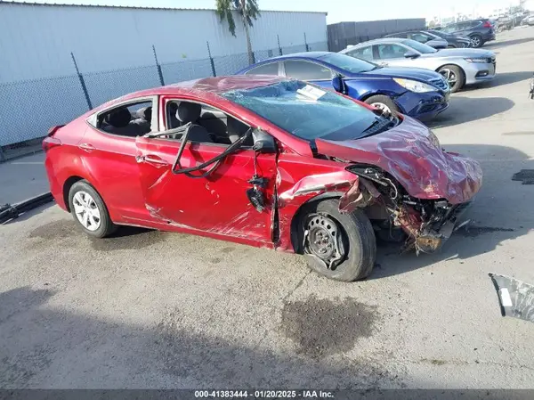 5NPDH4AEXGH786186 2016 HYUNDAI ELANTRA - Image 1