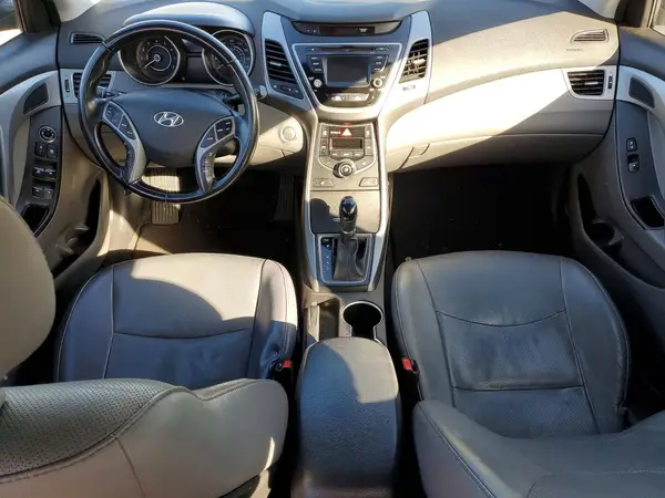 5NPDH4AEXGH786804 2016 HYUNDAI ELANTRA - Image 8