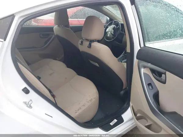 5NPDH4AEXGH788147 2016 HYUNDAI ELANTRA - Image 8