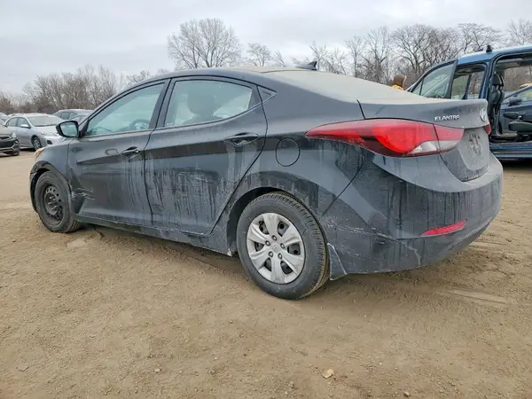 5NPDH4AEXGH788813 2016 HYUNDAI ELANTRA - Image 2