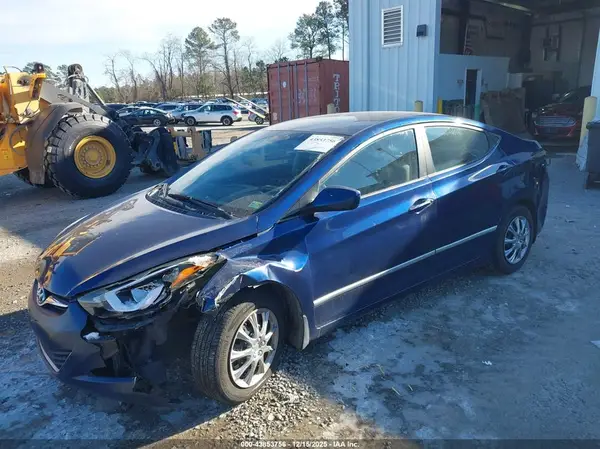 5NPDH4AEXGH789136 2016 HYUNDAI ELANTRA - Image 2