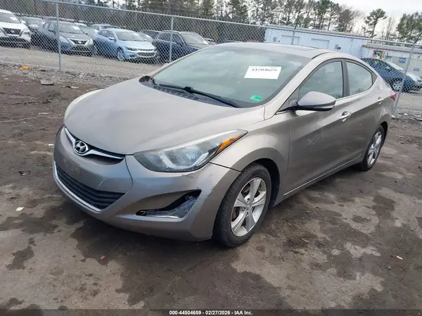 5NPDH4AEXGH791033 2016 HYUNDAI ELANTRA - Image 2