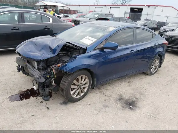 5NPDH4AEXGH795647 2016 HYUNDAI ELANTRA - Image 2