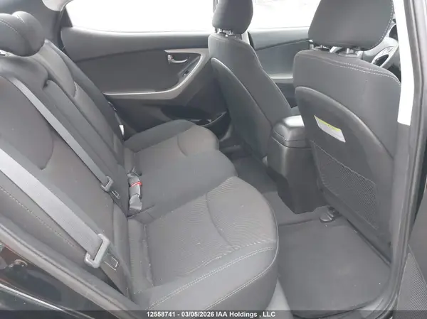 5NPDH4AEXGH796880 2016 HYUNDAI ELANTRA - Image 8