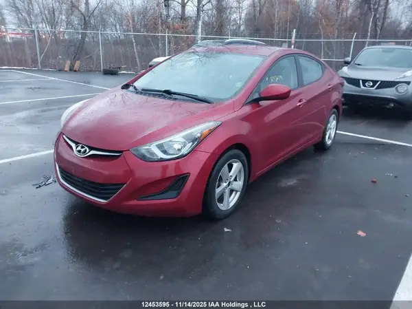 5NPDH4AEXGH796913 2016 HYUNDAI ELANTRA - Image 2