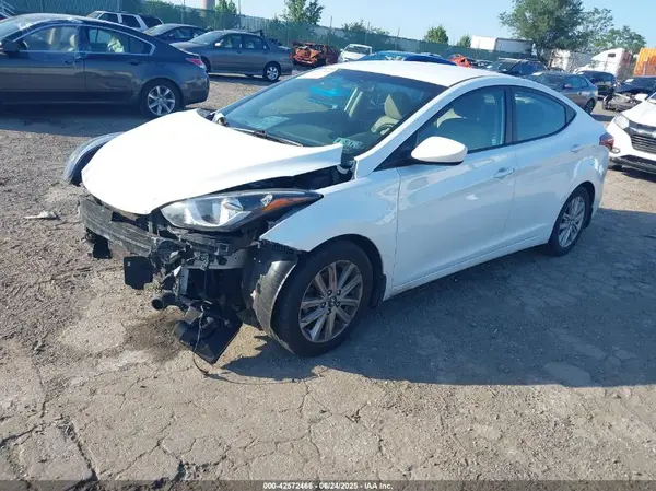 5NPDH4AEXGH797317 2016 HYUNDAI ELANTRA - Image 2