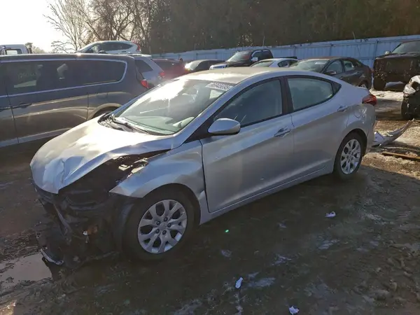 5NPDH4AEXGH798032 2016 HYUNDAI ELANTRA - Image 1