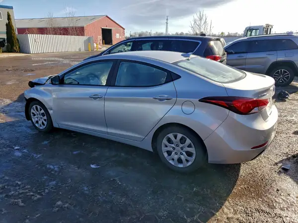 5NPDH4AEXGH798032 2016 HYUNDAI ELANTRA - Image 2