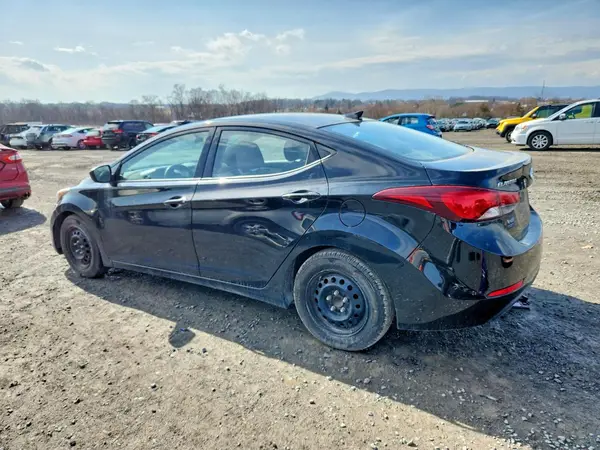 5NPDH4AEXGH799374 2016 HYUNDAI ELANTRA - Image 2
