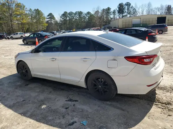 5NPE24AA0GH374670 2016 HYUNDAI SONATA - Image 2
