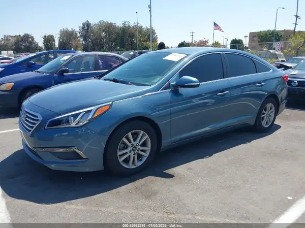 5NPE24AA0GH391890 2016 HYUNDAI SONATA - Image 2