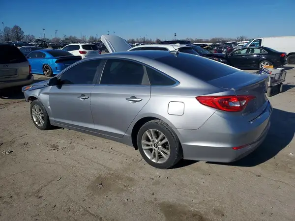5NPE24AA0HH463740 2017 HYUNDAI SONATA - Image 2