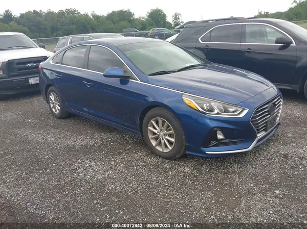 5NPE24AA0JH687936 2018 HYUNDAI SONATA - Image 1