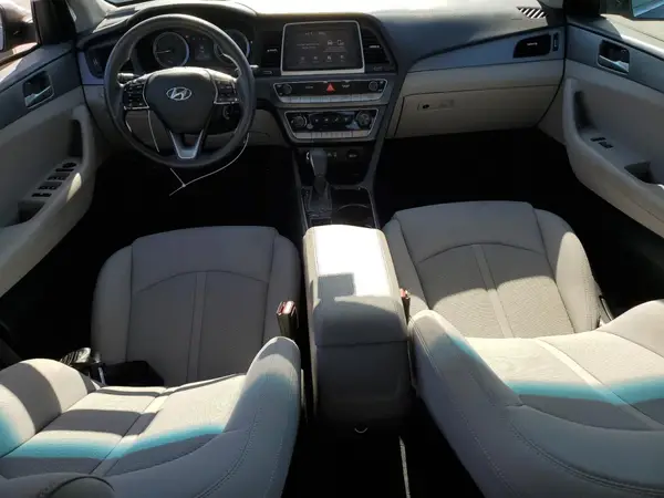 5NPE24AA0JH691369 2018 HYUNDAI SONATA - Image 8