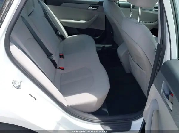 5NPE24AA0JH701642 2018 HYUNDAI SONATA - Image 8