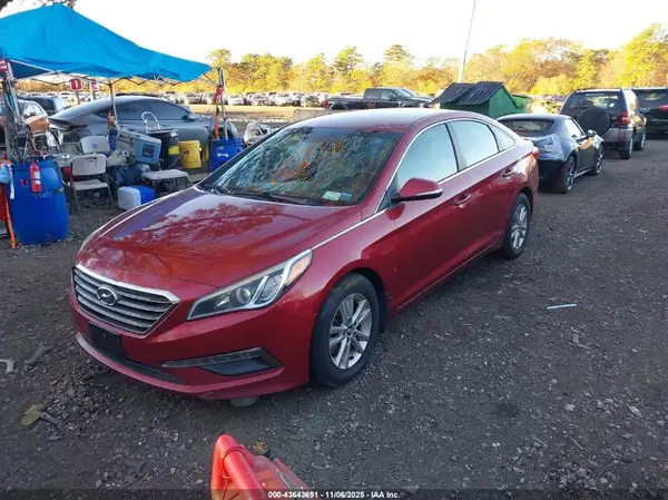 5NPE24AA1GH422418 2016 HYUNDAI SONATA - Image 2