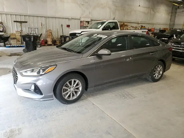 5NPE24AA1JH679960 2018 HYUNDAI SONATA - Image 1