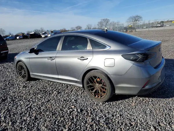 5NPE24AA1JH695916 2018 HYUNDAI SONATA - Image 2
