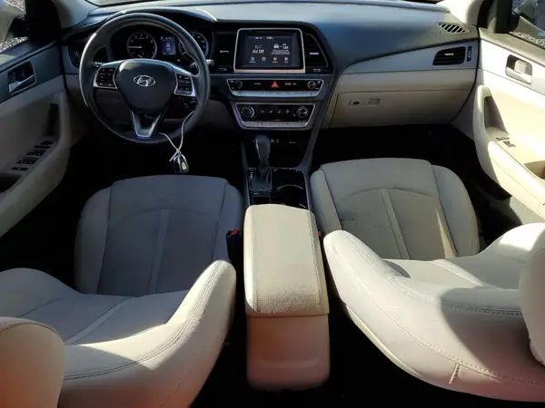 5NPE24AA1JH695916 2018 HYUNDAI SONATA - Image 8