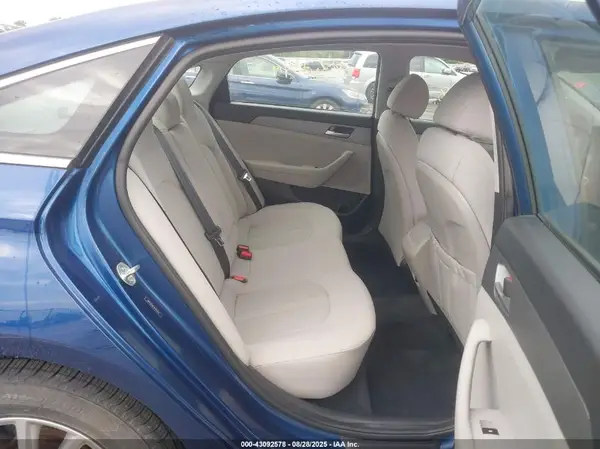 5NPE24AA1JH707241 2018 HYUNDAI SONATA - Image 8