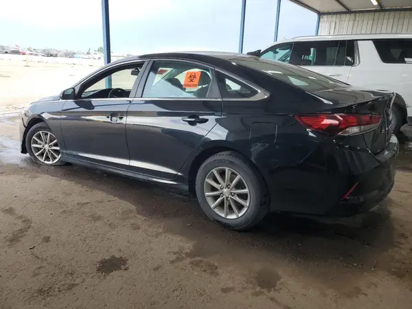 5NPE24AA1JH721138 2018 HYUNDAI SONATA - Image 2