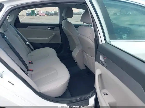 5NPE24AA1KH774911 2019 HYUNDAI SONATA - Image 8