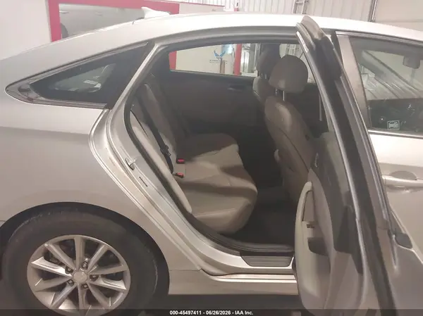 5NPE24AA1KH801590 2019 HYUNDAI SONATA - Image 8
