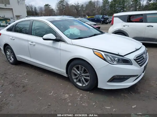 5NPE24AA2GH353724 2016 HYUNDAI SONATA - Image 1
