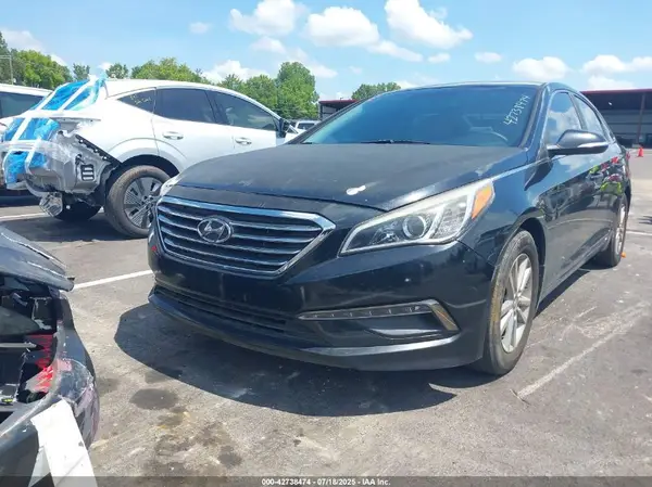 5NPE24AA2GH415607 2016 HYUNDAI SONATA - Image 2