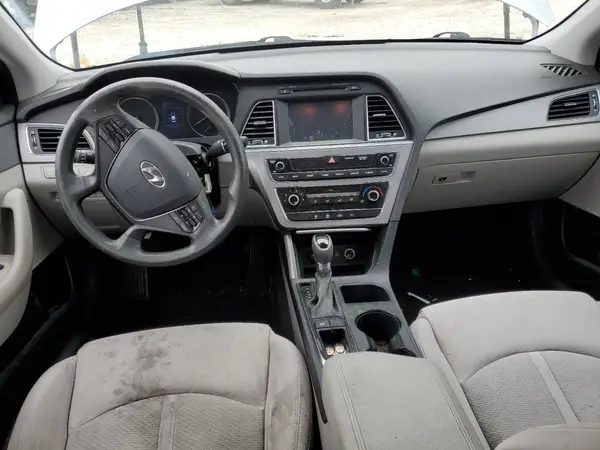 5NPE24AA2HH495850 2017 HYUNDAI SONATA - Image 8
