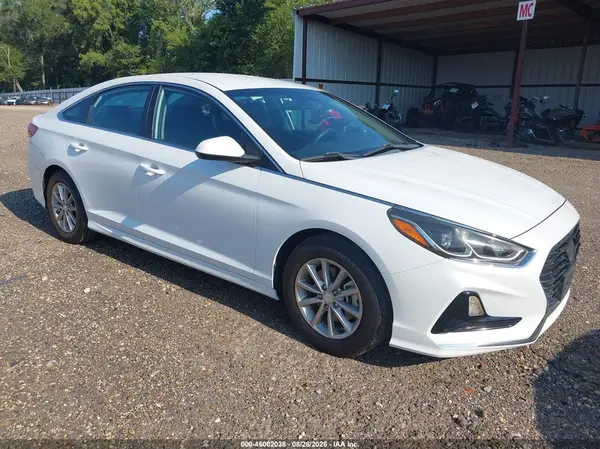 5NPE24AA2JH682866 2018 HYUNDAI SONATA - Image 1
