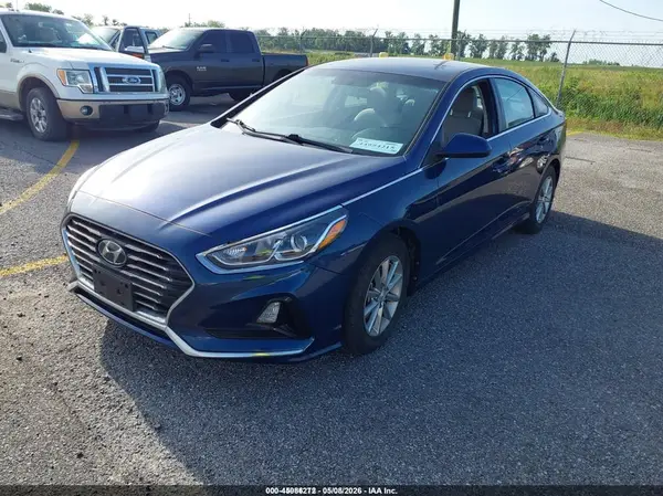 5NPE24AA2KH774786 2019 HYUNDAI SONATA - Image 2