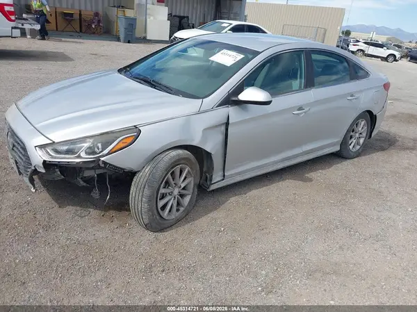 5NPE24AA2KH775081 2019 HYUNDAI SONATA - Image 2