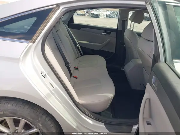5NPE24AA2KH775081 2019 HYUNDAI SONATA - Image 8