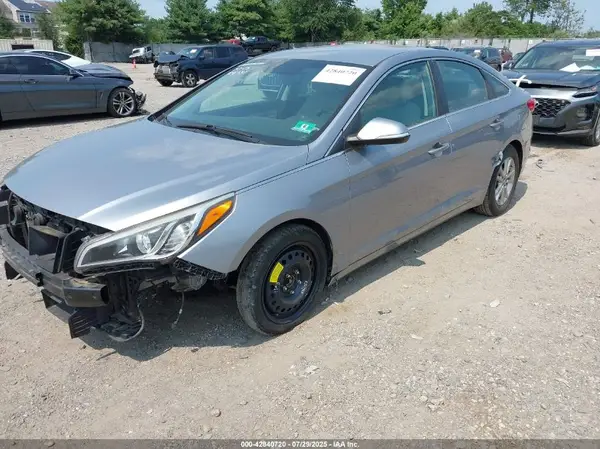 5NPE24AA3GH433565 2016 HYUNDAI SONATA - Image 2
