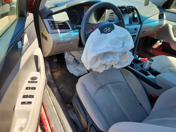 5NPE24AA3HH445247 2017 HYUNDAI SONATA - Image 8