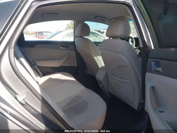 5NPE24AA3JH721061 2018 HYUNDAI SONATA - Image 8