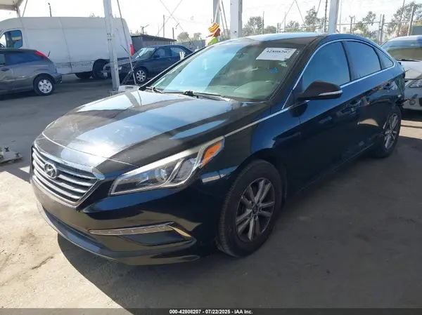5NPE24AA4GH415396 2016 HYUNDAI SONATA - Image 2