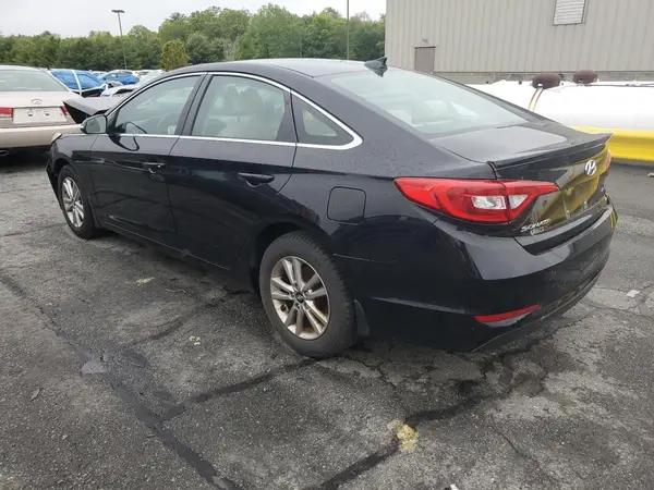 5NPE24AA4GH421389 2016 HYUNDAI SONATA - Image 2