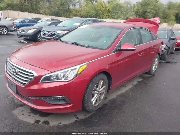 5NPE24AA4GH422414 2016 HYUNDAI SONATA - Image 2