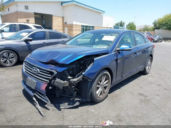 5NPE24AA4GH423076 2016 HYUNDAI SONATA - Image 2