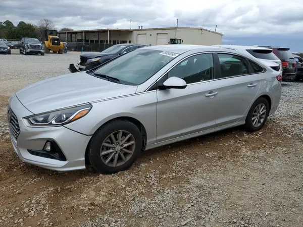 5NPE24AA4JH677104 2018 HYUNDAI SONATA - Image 1