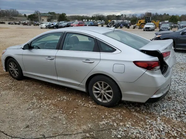 5NPE24AA4JH677104 2018 HYUNDAI SONATA - Image 2