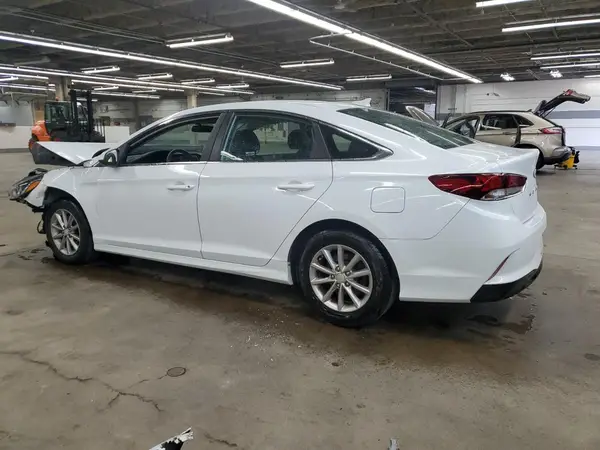 5NPE24AA4JH680505 2018 HYUNDAI SONATA - Image 2