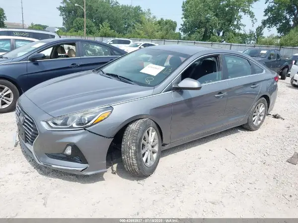 5NPE24AA4JH683730 2018 HYUNDAI SONATA - Image 2