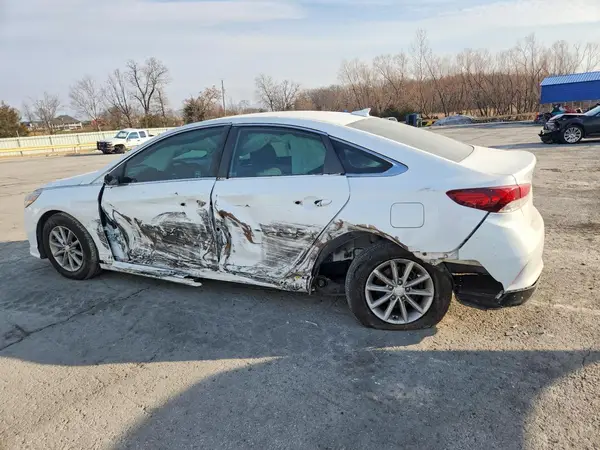5NPE24AA4JH684960 2018 HYUNDAI SONATA - Image 2