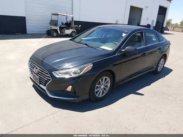 5NPE24AA4JH685395 2018 HYUNDAI SONATA - Image 2