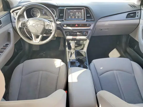 5NPE24AA4JH692248 2018 HYUNDAI SONATA - Image 8